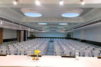 Gnanam Hotel 3*
